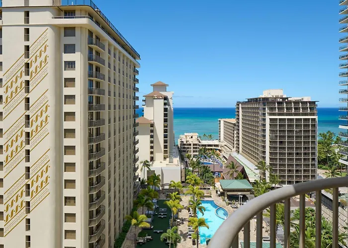 Embassy Suites By Hilton Waikiki Beach Walk